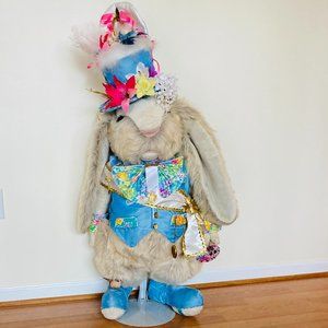 Tilly Collectibles Mayor Stumper Bunny